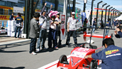 2011.10.6 4輪　世界の檜舞台で…「鈴鹿BOXKARTで可夢偉に挑戦！」Photo.05